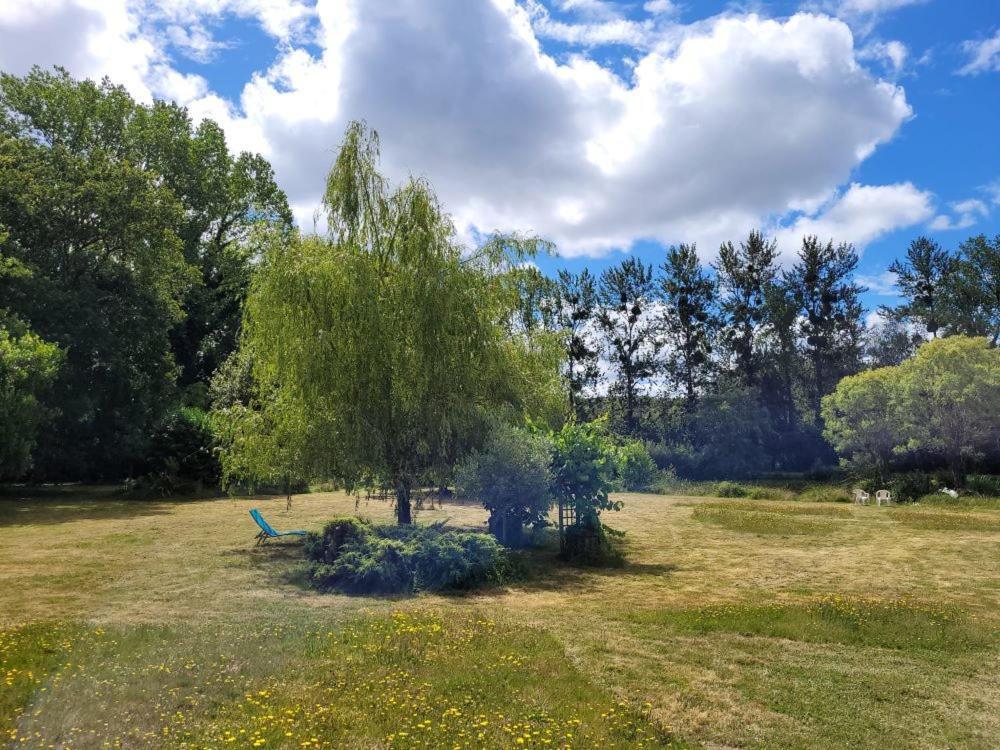 Le Domaine Des Sources Bed & Breakfast Landévant Dış mekan fotoğraf